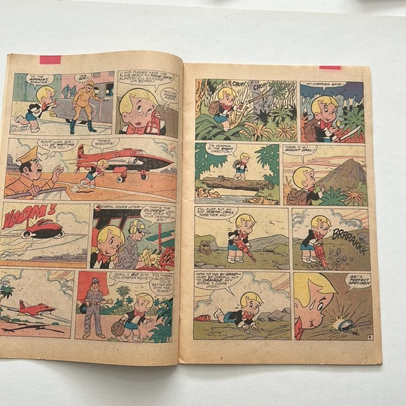 LOT OF 7 VINTAGE COMICS 70/80s (Little Lotta, Richie Rich, The Beagle Boys) - Picture 10 of 16